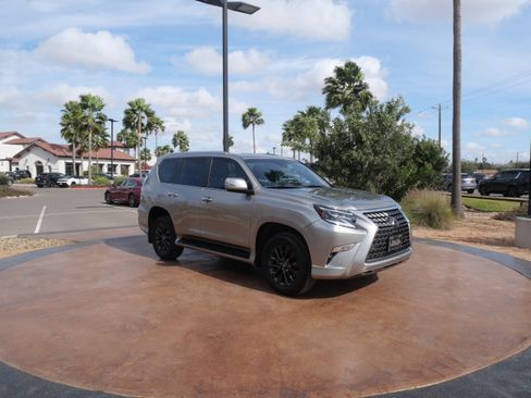 Certified 2023 Lexus GX 460 Premium w/ Premium Plus Package image 1