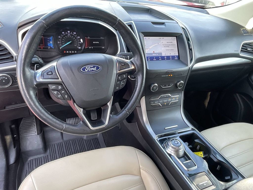 Used 2020 Ford Edge SEL w/ Convenience Package AWD/4WD image 10