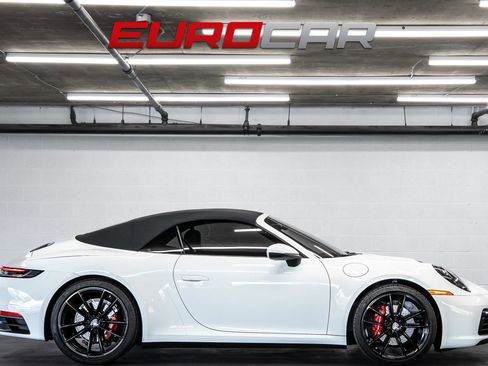 Used 2022 Porsche 911 Carrera image 8