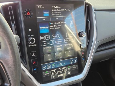 Used 2024 Subaru Crosstrek 2.0i Premium image 21