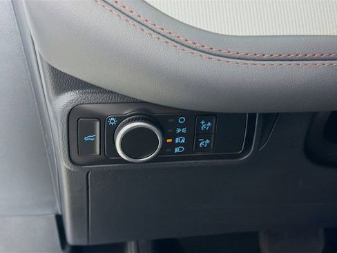 New 2026 Ford Explorer Active image 11