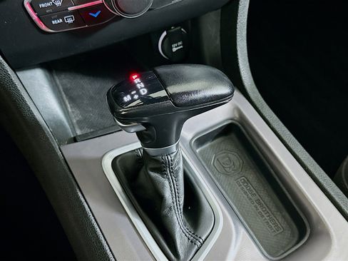 Used 2022 Dodge Charger SXT image 24