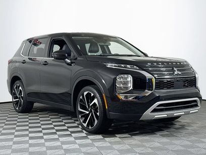Used 2023 Mitsubishi Outlander SE