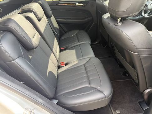Used 2018 Mercedes-Benz GLE 350 4MATIC image 16