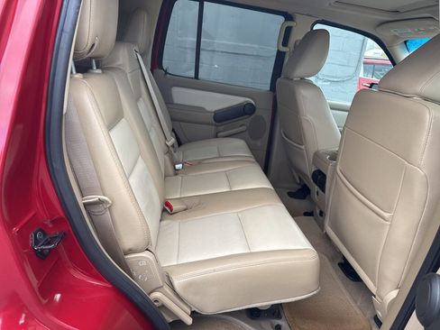 Used 2009 Ford Explorer Eddie Bauer image 21