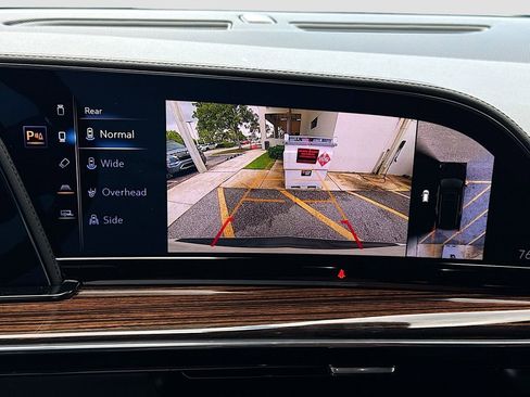 Used 2023 Cadillac Escalade Luxury image 15