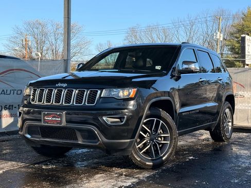Used 2021 Jeep Grand Cherokee Limited w/ Trailer Tow Group IV image 1