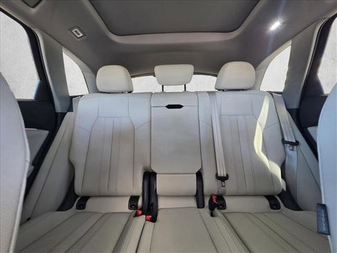 New 2025 Audi Q5 Premium image 16