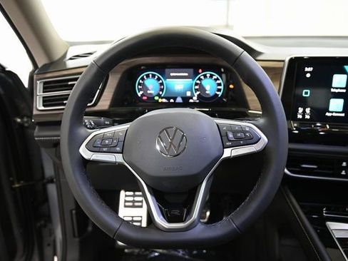 New 2026 Volkswagen Atlas SEL Premium R-Line AWD/4WD image 4