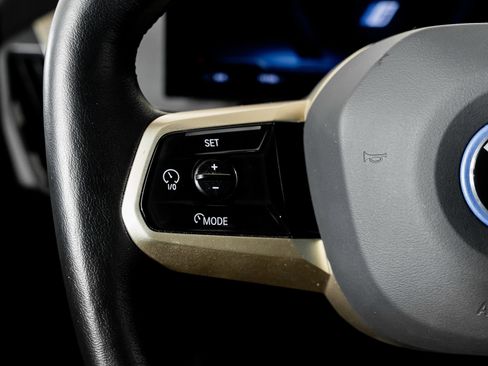 Used 2024 BMW iX M60 image 48