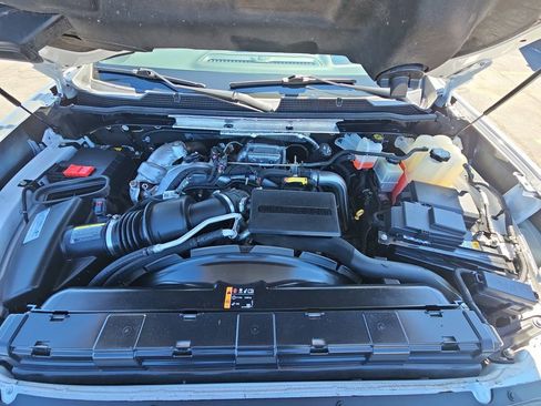 Certified 2020 Chevrolet Silverado 2500 LTZ w/ LTZ Premium Package AWD/4WD image 36