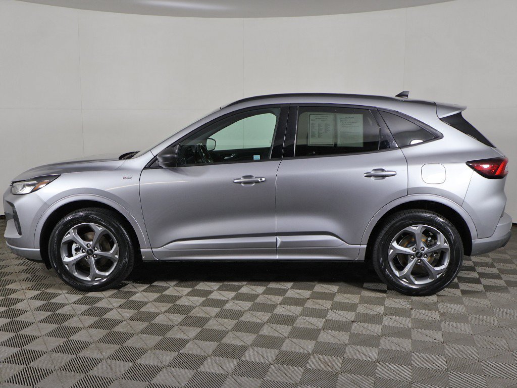 Used 2024 Ford Escape ST-Line w/ Tech Pack #1 AWD/4WD image 17