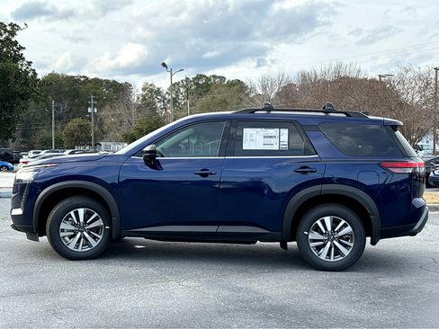 New 2026 Nissan Pathfinder SL image 29