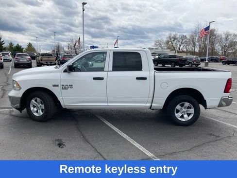 Used 2022 RAM 1500 Classic SLT w/ Protection Group AWD/4WD image 9