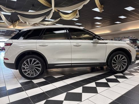 Certified 2023 Lincoln Corsair Reserve image 22