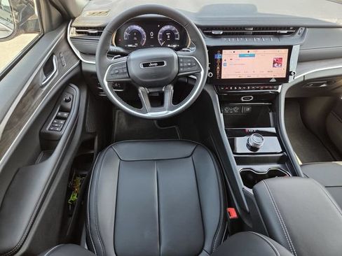 New 2026 Jeep Grand Cherokee Limited w/ Limited Altitude Package RWD image 10