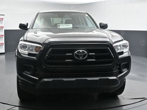 Used 2020 Toyota Tacoma SR AWD/4WD image 3