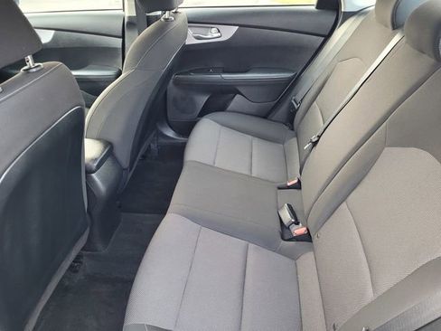 Used 2024 Kia Forte LXS image 8