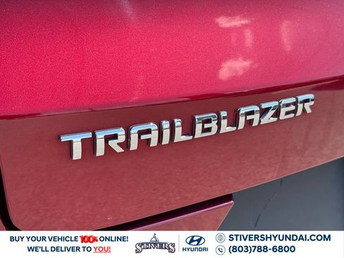 Used 2021 Chevrolet TrailBlazer LS FWD image 13
