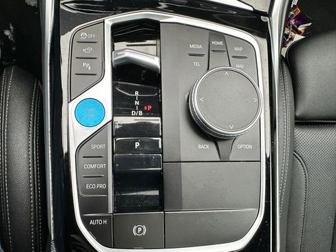 Used 2024 BMW i4 xDrive40i image 17