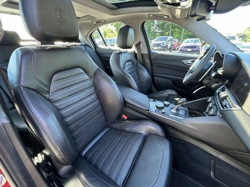 Used 2018 Alfa Romeo Giulia Ti Sport w/ Quick Order Package 22S Sport AWD/4WD image 25