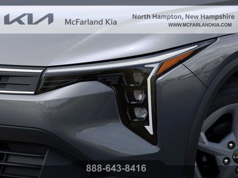 New 2025 Kia K4 LXS image 11