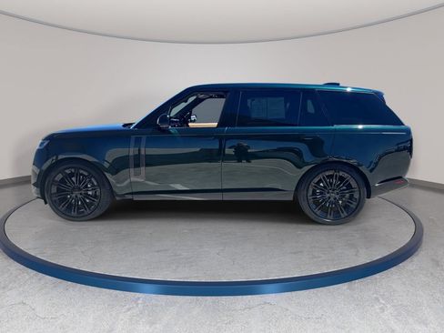 Certified 2026 Land Rover Range Rover Long Wheelbase SE AWD/4WD image 8