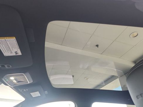 Certified 2025 GMC Sierra EV Denali AWD/4WD image 18