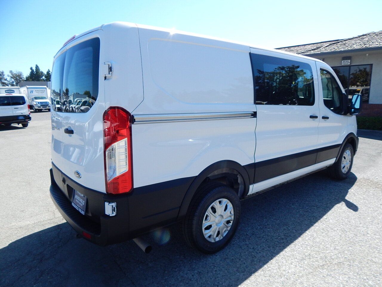 Used 2025 Ford Transit 250 Low Roof w/ Exterior Upgrade Package RWD image 8