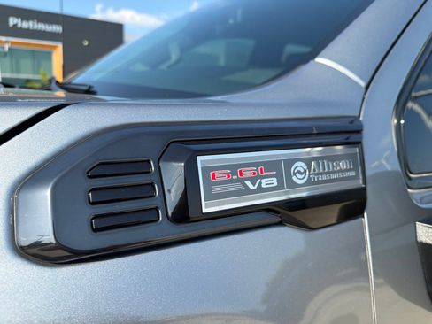 Used 2024 GMC Sierra 2500 AT4 w/ AT4 Preferred Package AWD/4WD image 10