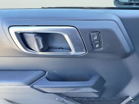 New 2025 Ford Bronco Outer Banks w/ Sasquatch Package AWD/4WD image 15
