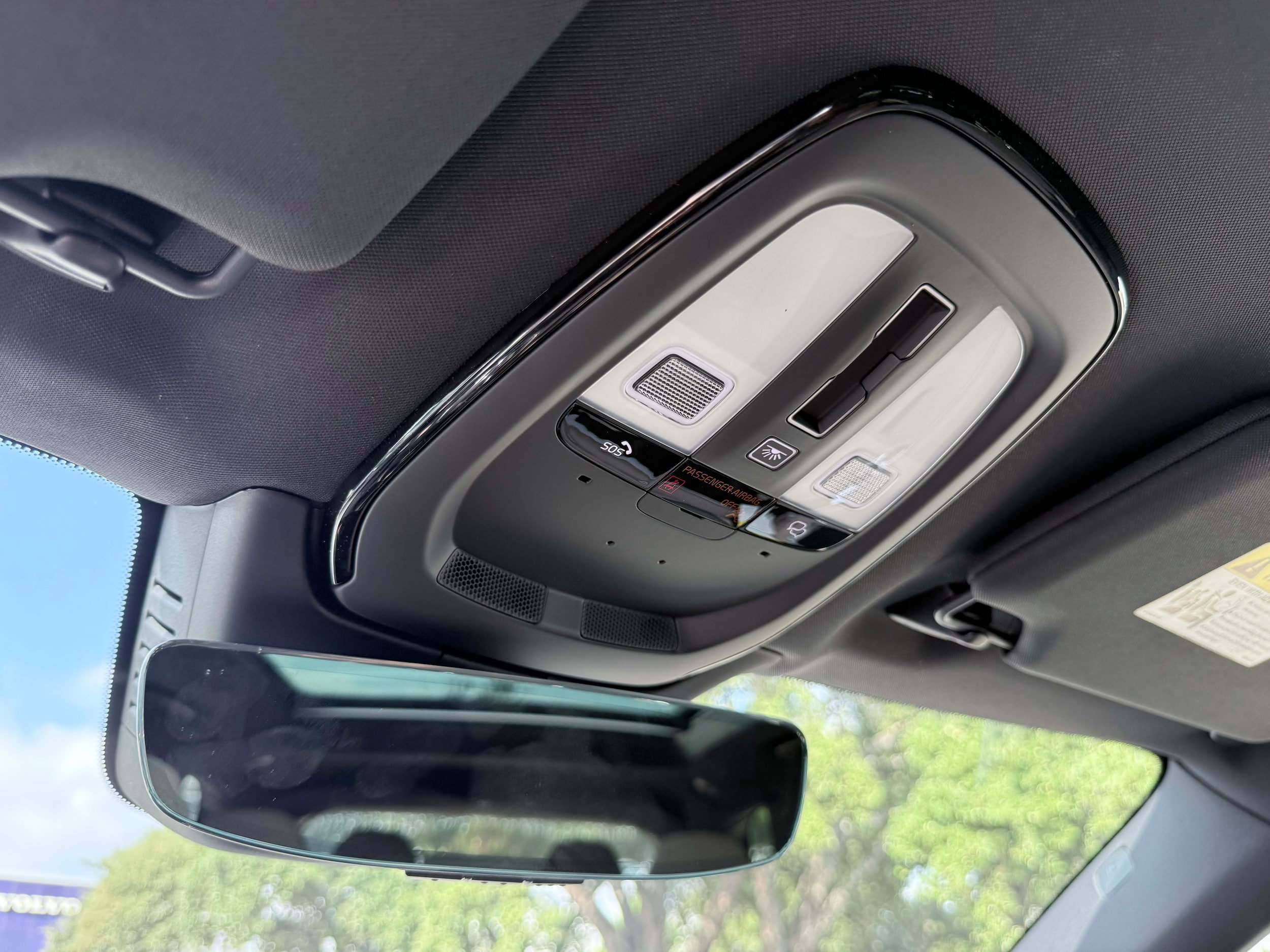 New 2026 Volvo XC90 T8 Plus AWD/4WD image 28