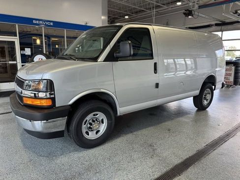 New 2025 Chevrolet Express 2500 w/ Driver Convenience Package image 4