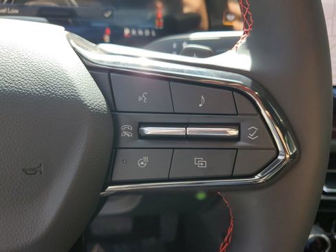 New 2026 Chevrolet Traverse RS image 35