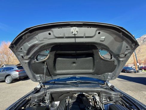 Used 2018 Dodge Durango SRT w/ Technology Group image 3