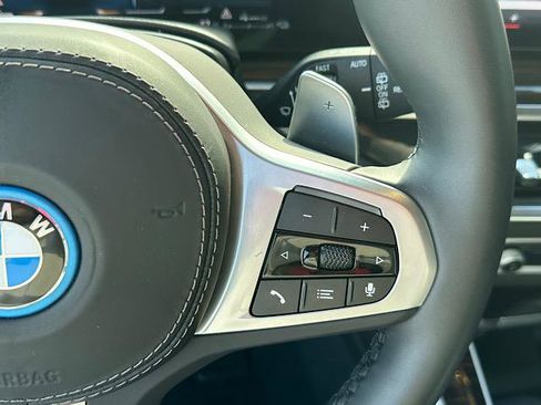 Certified 2024 BMW X5 xDrive50e w/ M Sport Package image 27