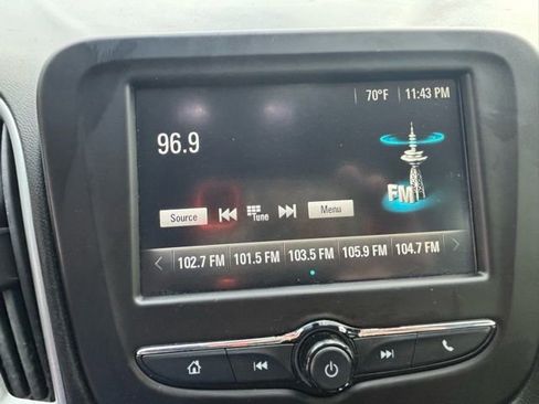 Used 2018 Chevrolet Malibu LS image 23