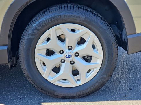 Used 2020 Subaru Forester w/ Alloy Wheel Package image 10