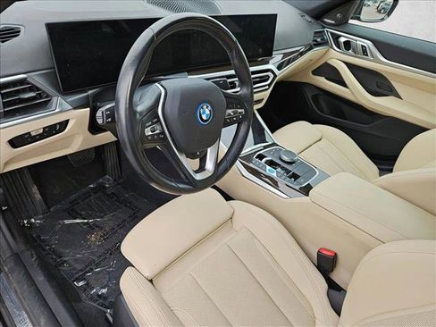 Used 2023 BMW i4 eDrive35 w/ Premium Package RWD image 9