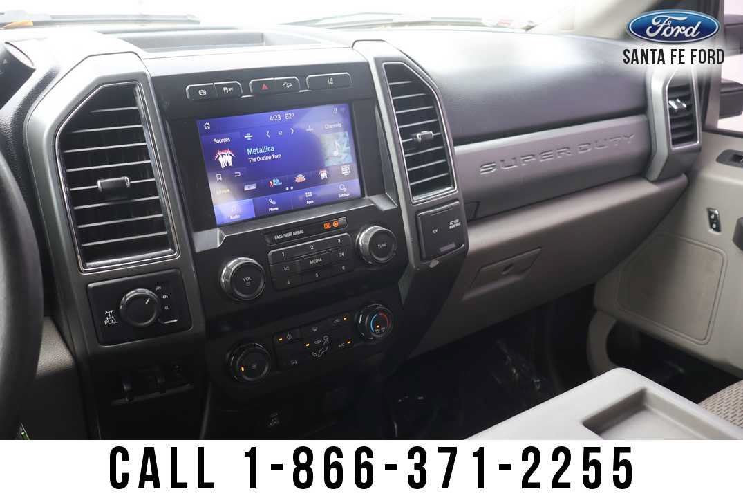 Used 2020 Ford F250 XLT w/ FX4 Off-Road Package AWD/4WD image 37