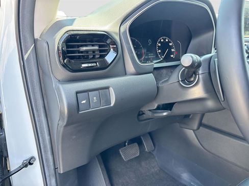 Certified 2025 Honda Pilot EX-L image 11