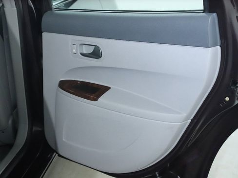 Used 2007 Buick LaCrosse CXL w/ Chromed Appearance Package image 28