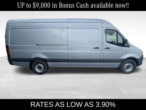 New 2025 Mercedes-Benz Sprinter 2500 image 28