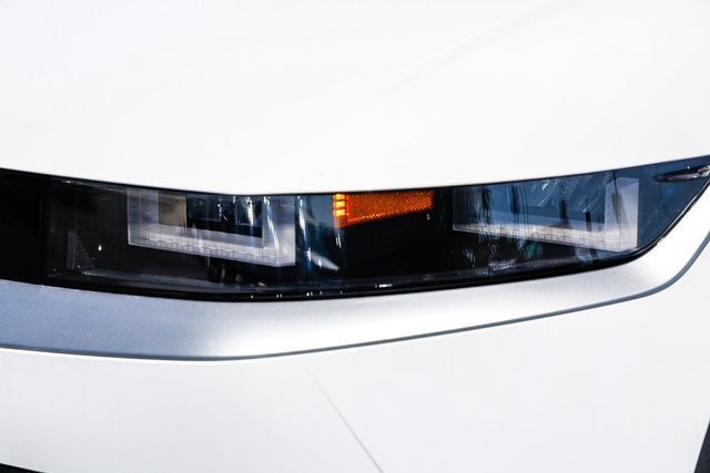 New 2026 Hyundai Ioniq 5 SEL RWD image 8