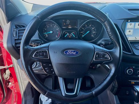 Used 2018 Ford Escape SE w/ Ford Safe & Smart Package image 12