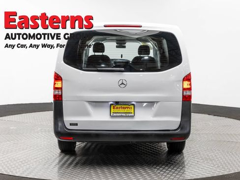 Used 2022 Mercedes-Benz Metris image 6