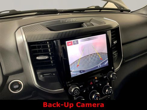 Used 2025 RAM 1500 Big Horn AWD/4WD image 10