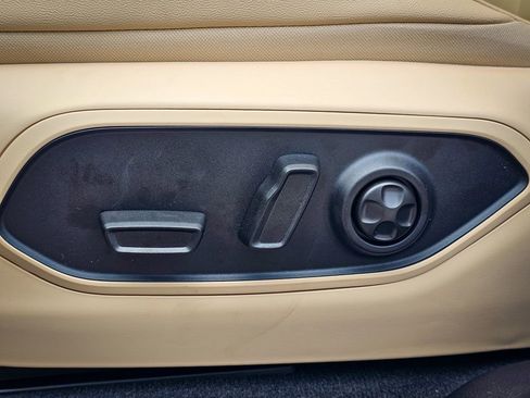 New 2026 Jeep Grand Cherokee Limited AWD/4WD image 15