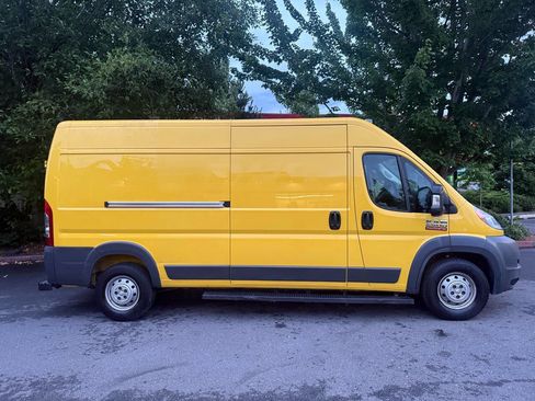 Used 2018 RAM ProMaster 2500 image 4