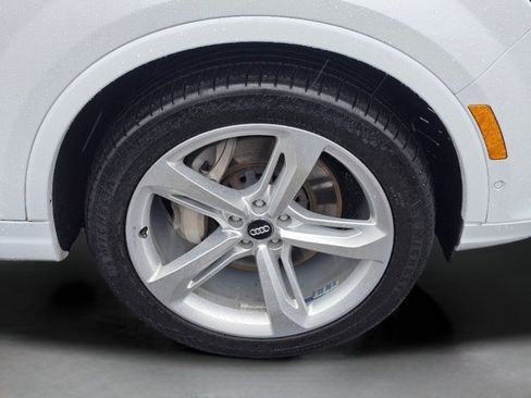 Used 2019 Audi Q7 3.0T Prestige w/ Prestige Package AWD/4WD image 53